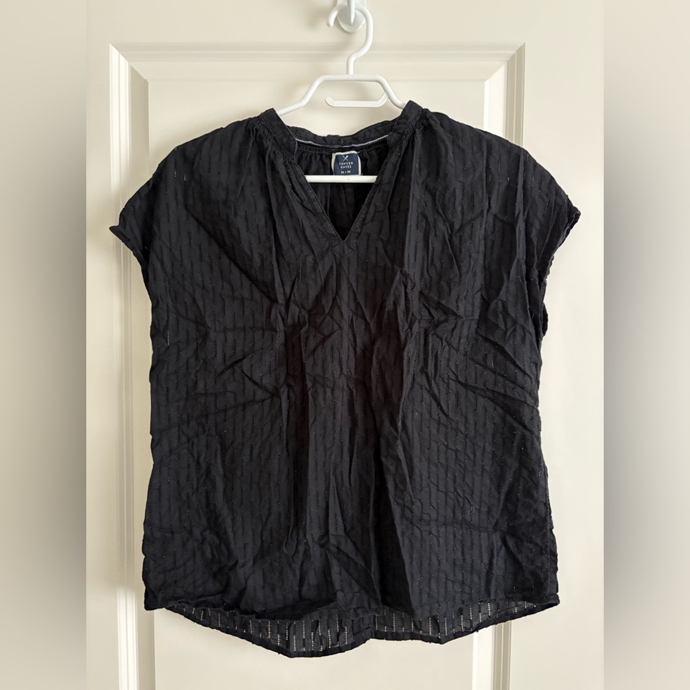 Denver Hayes Black Textured Eyelet V-Neck Top